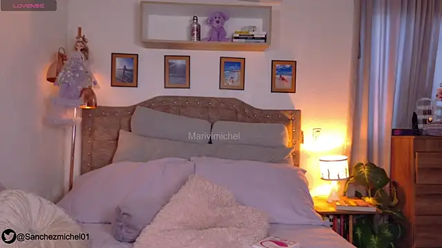 Marivimichel1 online show from 02.26.26