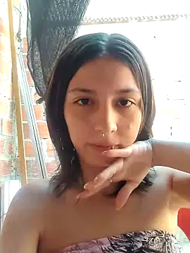 Maiden-Hot online show from 09.18.25