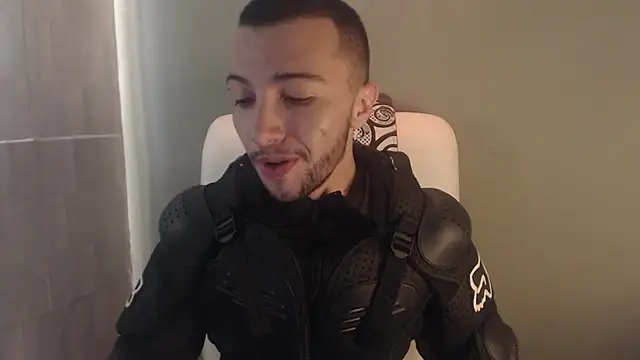 FemToMale online show from 02.26.25