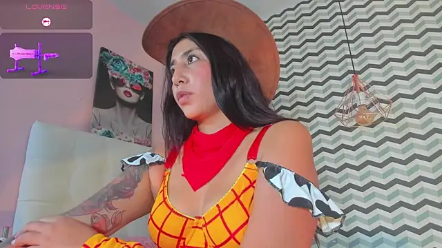 CALANTHELOVE1 online show from 03.17.25