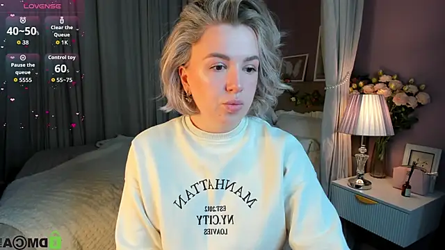 Nikki Kai online show from 10.09.25