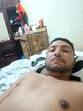 Snapshot of casadosafado20 chatting on 02.24.25 casadosafado20 online show from 02.24.25