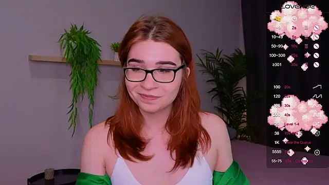 Snapshot of Anncouette_ chatting on 02.08.25 Anncouette online show from 02.08.25