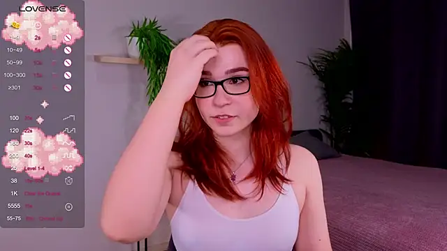 Snapshot of Anncouette_ chatting on 02.25.25 Anncouette online show from 02.25.25