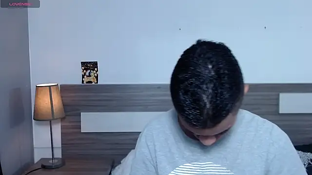 Liiamthompson online show from 11.28.25