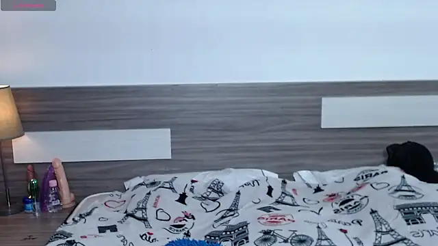 Liiamthompson online show from 01.13.26