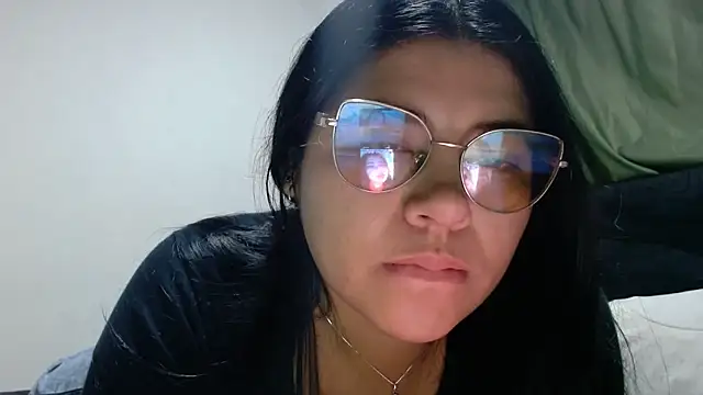 Snapshot of viccky_vick chatting on 03.29.26 viccky vick online show from 03.29.26