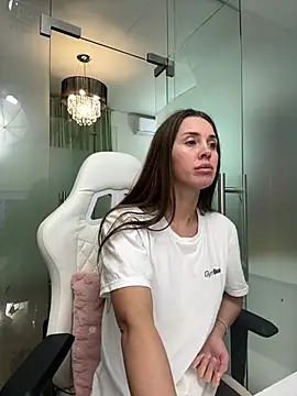 Anya-Ray online show from 06.05.26