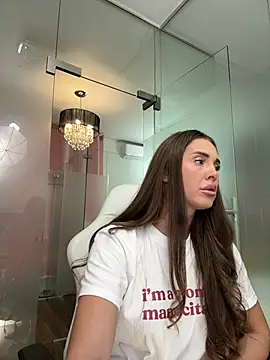 Anya-Ray online show from 07.03.26