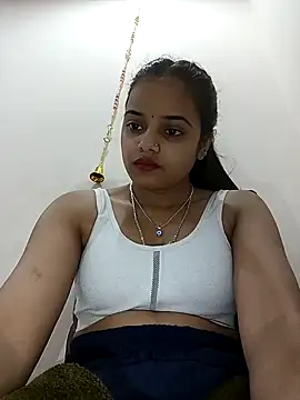 Snapshot of RAYI_123 chatting on 02.02.25 RAYI 123 online show from 02.02.25