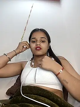 Snapshot of RAYI_123 chatting on 02.10.25 RAYI 123 online show from 02.10.25