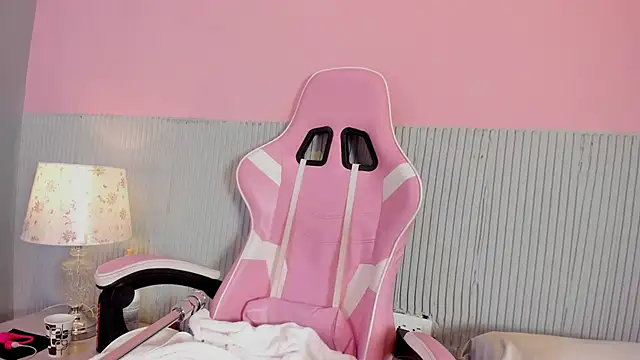 yeikafoxy online show from 10.05.25