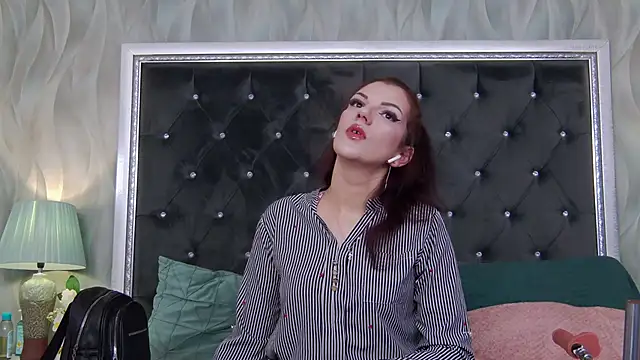 LissaAnn online show from 02.26.26