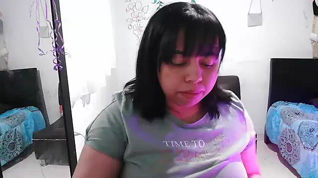 alexandraluv online show from 10.18.25