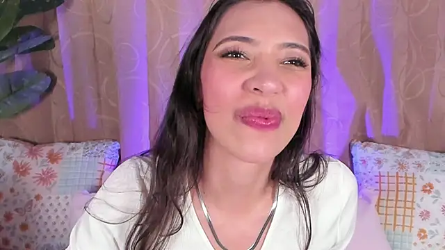 Snapshot of Miss_veronicaa2 chatting on 07.01.26 Miss veronicaa2 online show from 07.01.26