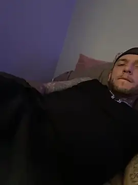 cruz815 online show from 12.04.25