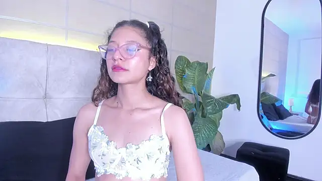 mac-sara online show from 09.14.25