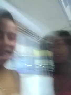 Snapshot of Street_royal chatting on 03.04.25 Street royal online show from 03.04.25