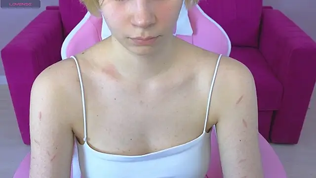 BettyCarter07 online show from 02.19.25