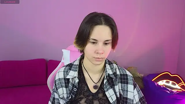 BettyCarter07 online show from 12.19.25