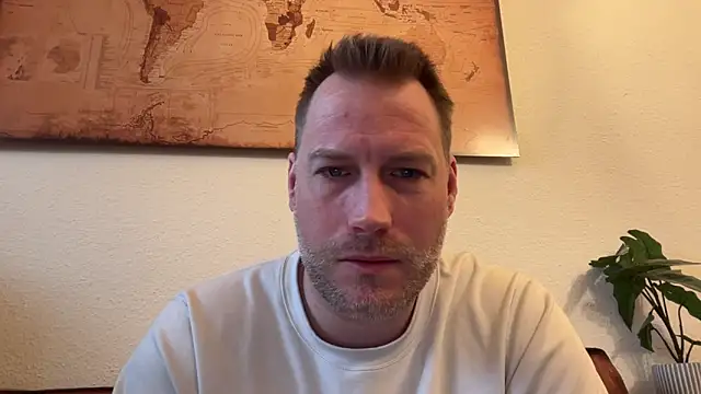 Snapshot of Christian87xxx chatting on 02.04.26 Christian87xxx online show from 02.04.26