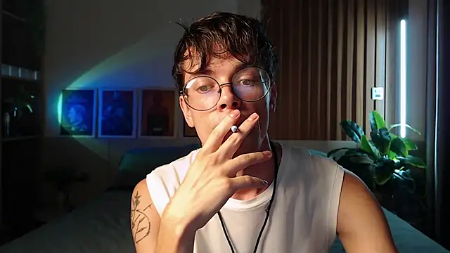 William Henry  online show from 04.11.26