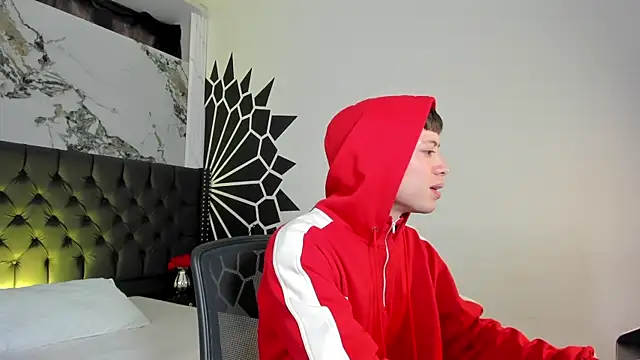 marcuscollins1  online show from 04.07.26