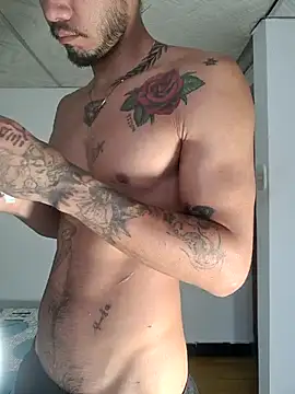 Niick01  online show from 10.13.25