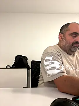 fuocovivo4 online show from 09.12.25