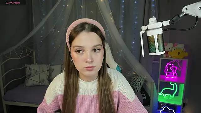 kaisajenner online show from 02.04.26