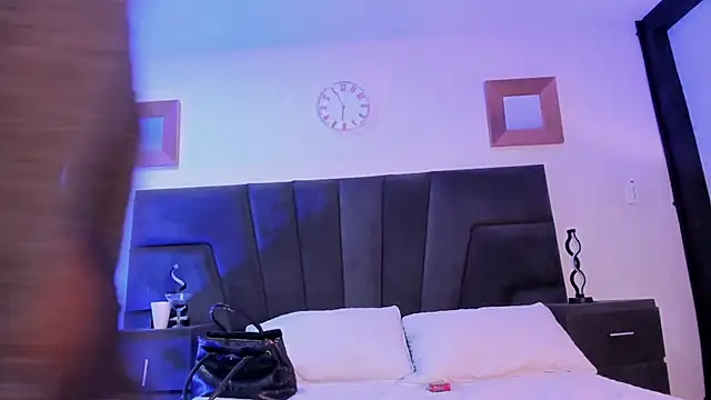 allicemackenzie online show from 02.22.25