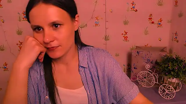 ValeriaHeart  online show from 02.06.25