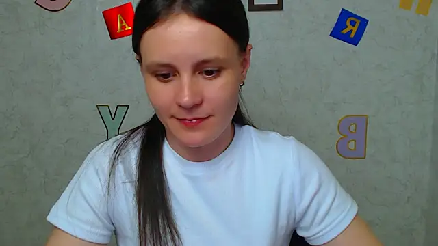 ValeriaHeart  online show from 03.17.25