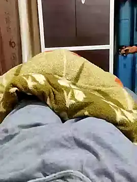 Snapshot of Hot_funky_boy chatting on 03.05.25 Hot funky boy online show from 03.05.25