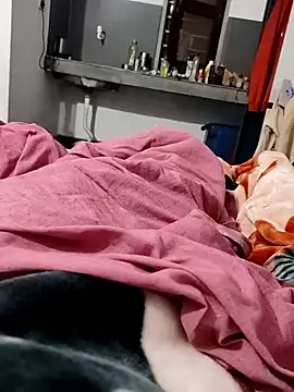 Snapshot of Hot_funky_boy chatting on 12.20.25 Hot funky boy online show from 12.20.25