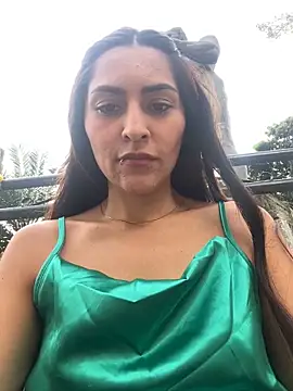 Sofiadelacruz online show from 04.13.26