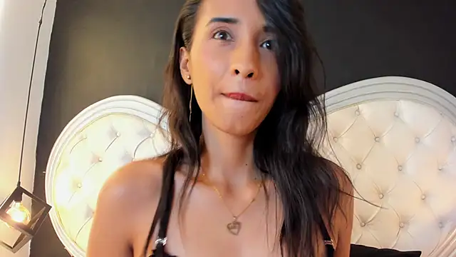 Keyla  Jones online show from 03.18.25