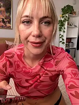 Snapshot of rileylovesyou chatting on 02.27.25 rileylovesyou online show from 02.27.25