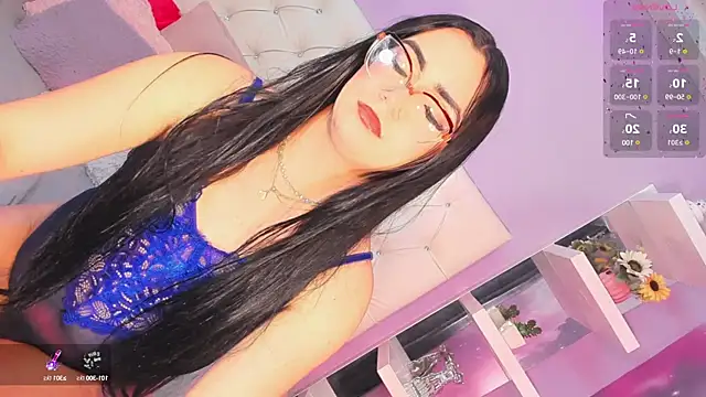 Dalis Hills online show from 03.12.25