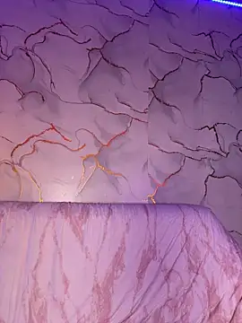 Lally Valencia   online show from 02.11.26