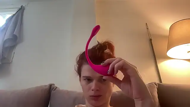 ScarletBottom online show from 09.16.25