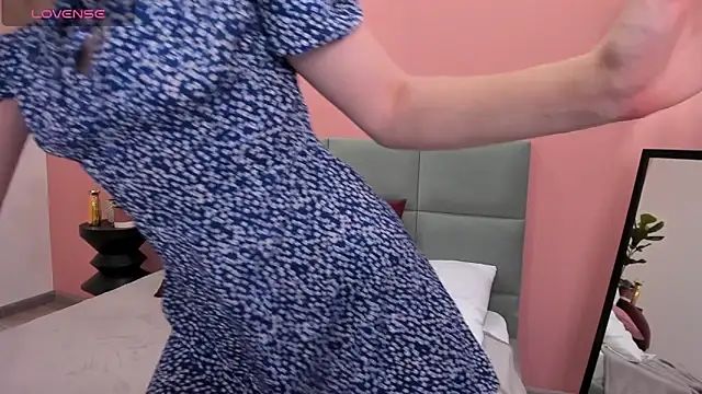 Snapshot of TessaAdorable chatting on 02.10.25 TessaAdorable online show from 02.10.25