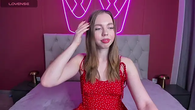 Snapshot of TessaAdorable chatting on 03.12.25 TessaAdorable online show from 03.12.25