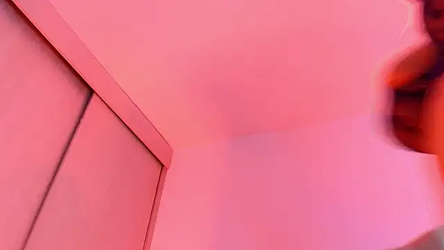 Snapshot of Alyssia_Collins chatting on 10.07.25 Alyssia Collins online show from 10.07.25