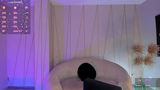 BeccaBaxter online show from 10.17.25