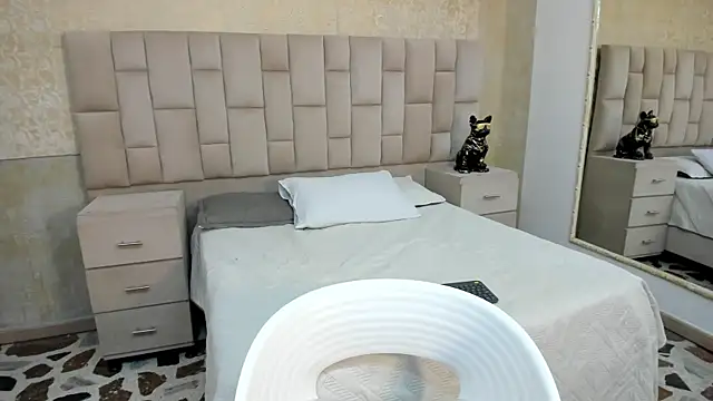 JhoanLeandro online show from 09.28.25