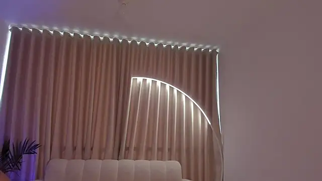 leahaltomm online show from 09.21.25