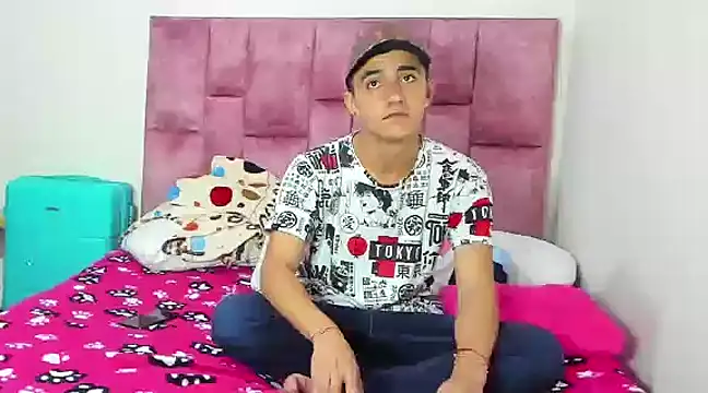 Snapshot of daimon_king05 chatting on 03.15.25 daimon king05 online show from 03.15.25