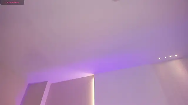 Snapshot of AmaiaHaywood chatting on 12.20.25 AmaiaHaywood online show from 12.20.25