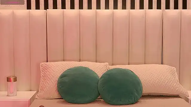 Snapshot of AmaiaHaywood chatting on 01.08.26 AmaiaHaywood online show from 01.08.26